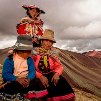 Palcoyo & Rainbow Mountain tour